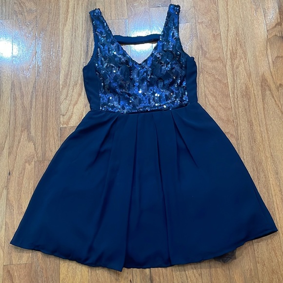 mymichelle Dresses & Skirts - My Michelle Blue Dress Size 9 Sequins Fully Lined Sleeveless